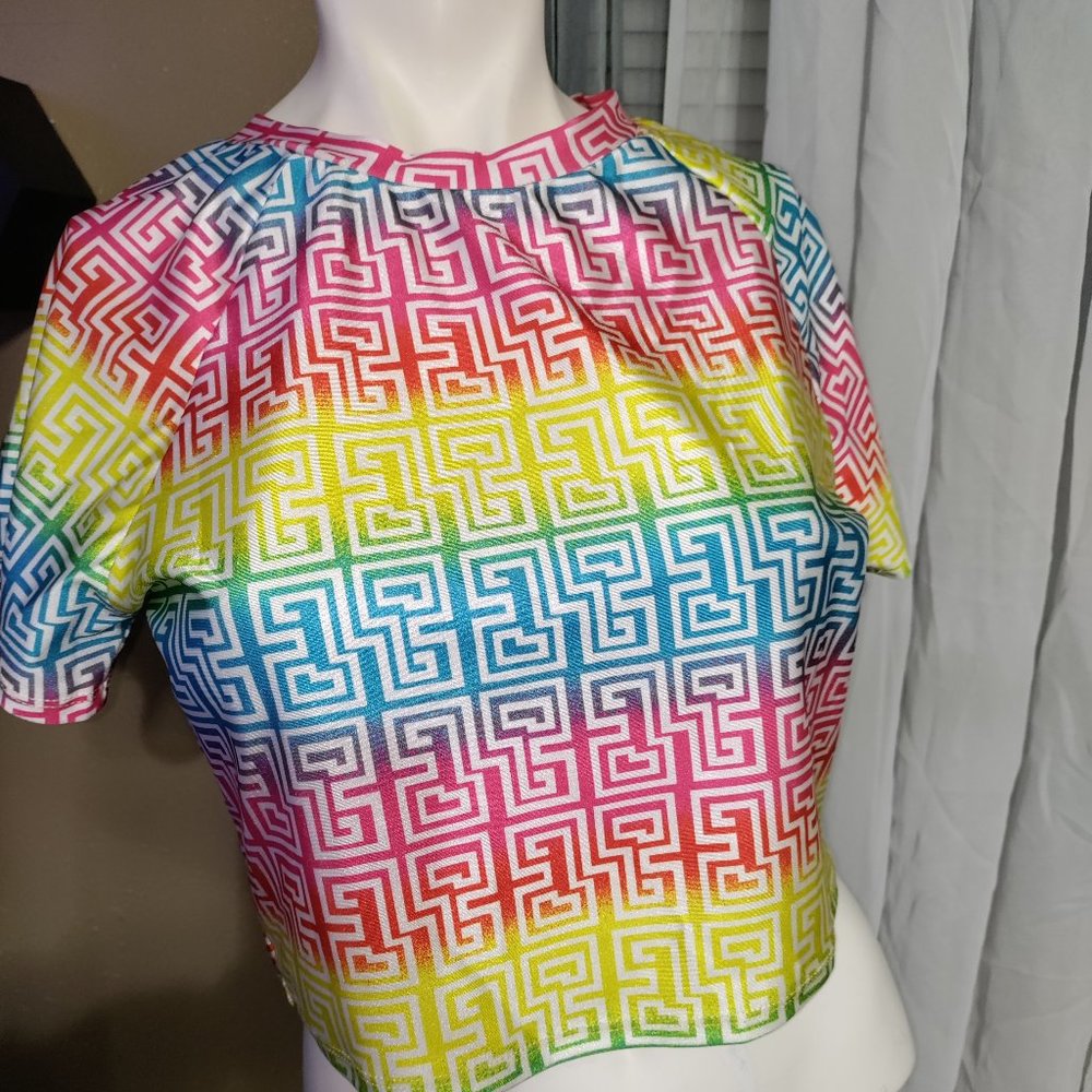 Love J - Colorful Short Sleeve Crop Top